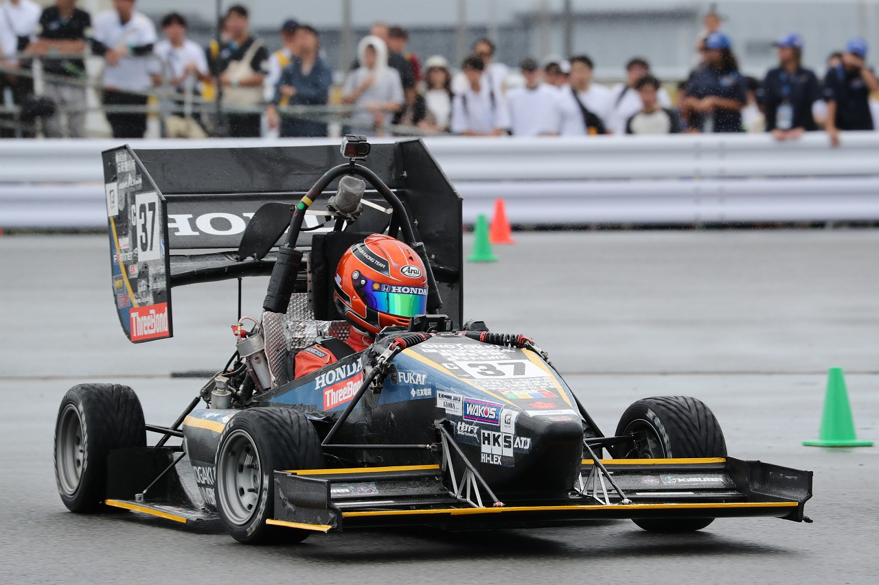 工学院大学（KRT） #37 マシン走行シーン